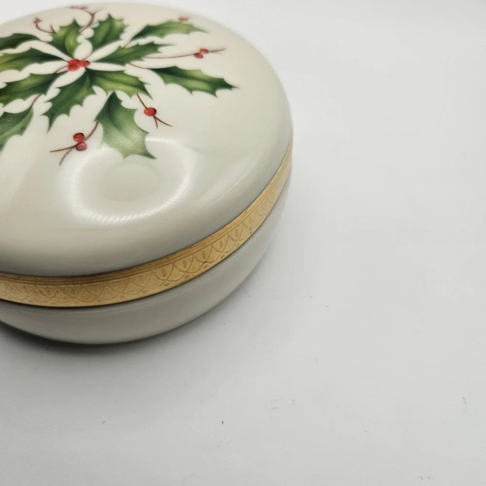Lenox Holiday Dimensions Collection Lidded Trinket Box with Holly Design